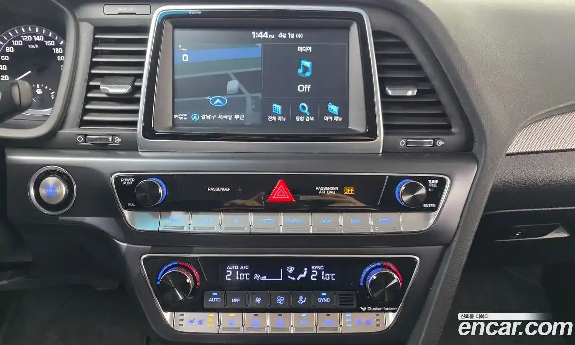 Hyundai Sonata 2018 2.0 гидро в Москве № 1171469, фото 14