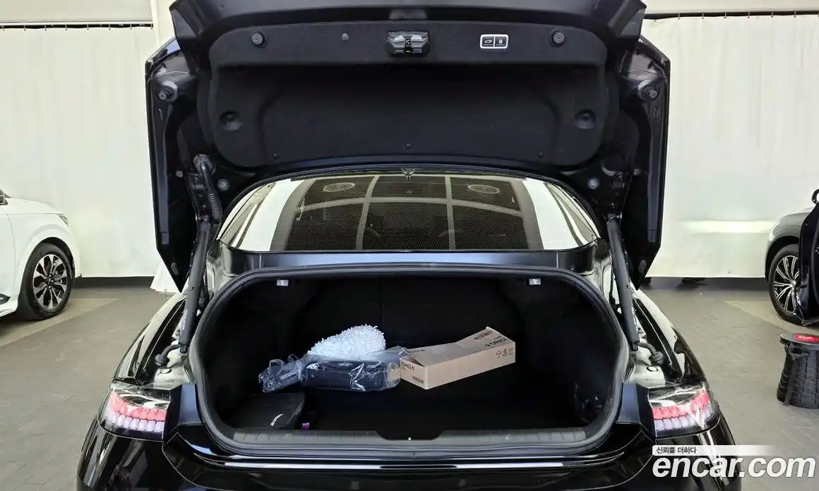 Hyundai Ioniq 6 2022 0.1 Автомат в Москве № 1171546, фото 20