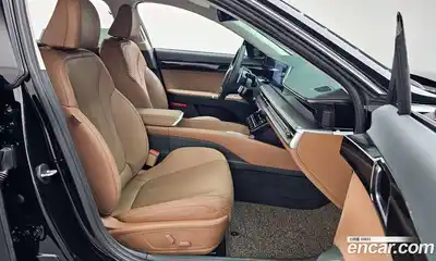 Hyundai Grandeur 2024 2.5 Автомат в Москве № 1171571, миниатюра 10