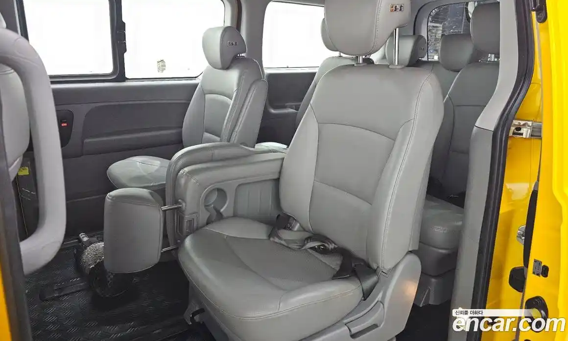 Hyundai Starex 2020 2.4 Автомат в Москве № 1171577, фото 12