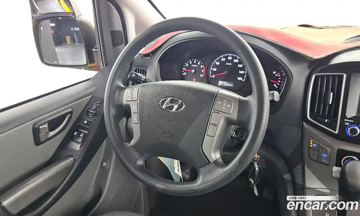 Hyundai Starex 2020 2.4 Автомат в Москве № 1171577, фото 13