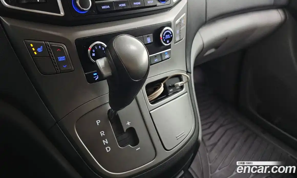 Hyundai Starex 2020 2.4 Автомат в Москве № 1171577, фото 9