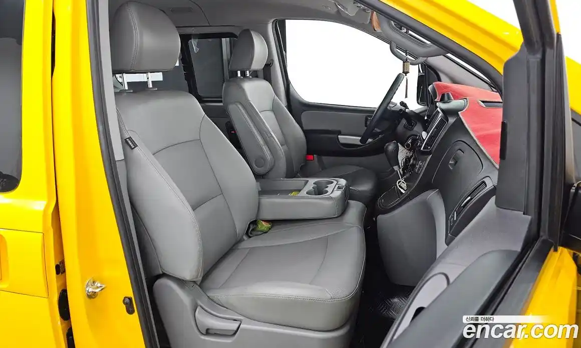 Hyundai Starex 2020 2.4 Автомат в Москве № 1171577, фото 10