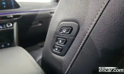 Hyundai Sonata 2019 2.0 гидро в Москве № 1171584, миниатюра 11