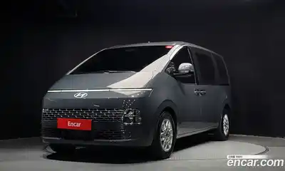 Hyundai Staria, 2025