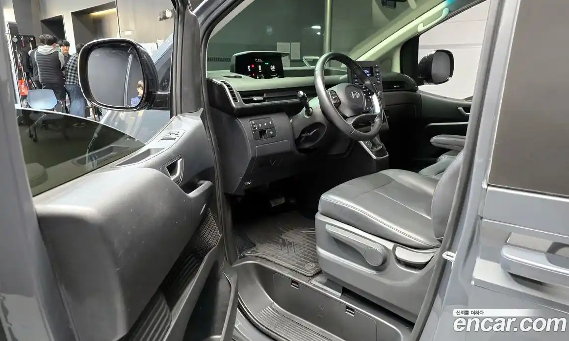 Hyundai Staria 2025 2.2 гидро в Москве № 1171641, фото 11