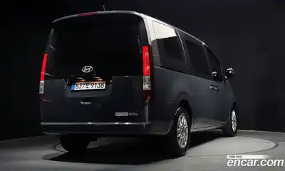 Hyundai Staria 2025 2.2 гидро в Москве № 1171641, миниатюра 2