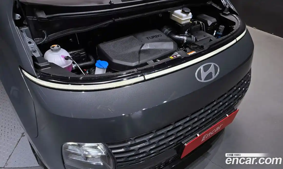 Hyundai Staria 2025 2.2 гидро в Москве № 1171641, фото 6