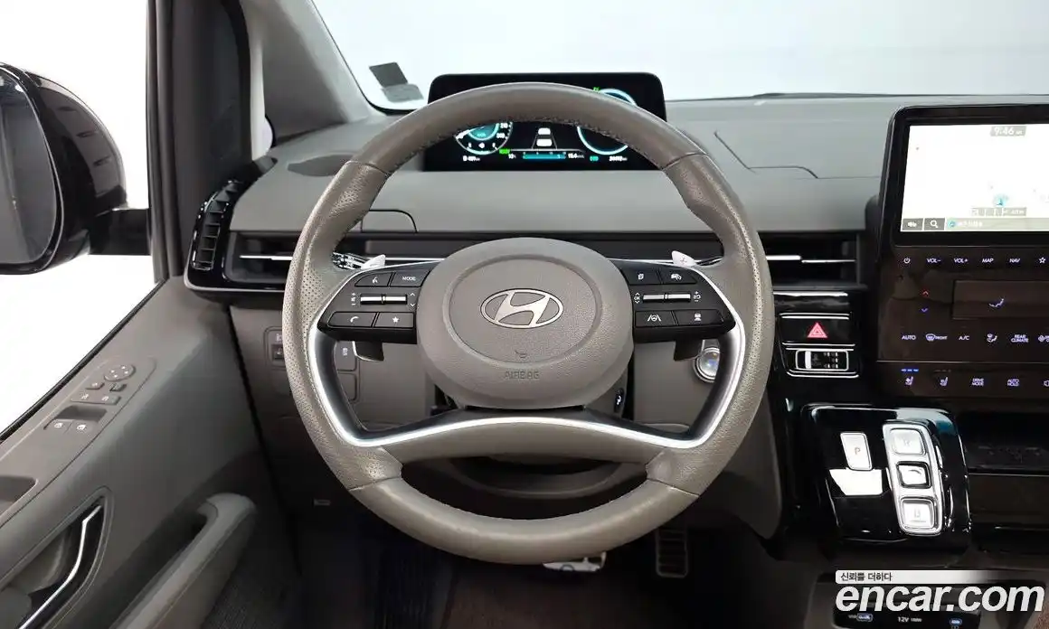 Hyundai Staria 2024 1.6 Автомат в Москве № 1171661, фото 12