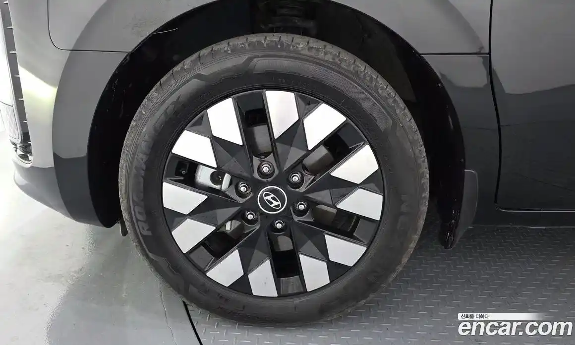 Hyundai Staria 2024 1.6 Автомат в Москве № 1171661, фото 5