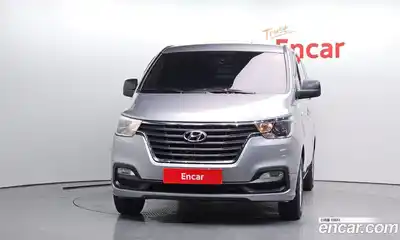 Hyundai Starex 2019 2.5 Автомат в Москве № 1171797, миниатюра 3