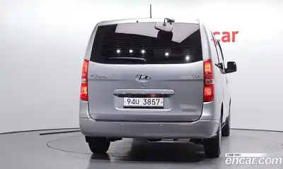 Hyundai Starex 2019 2.5 Автомат в Москве № 1171797, миниатюра 4