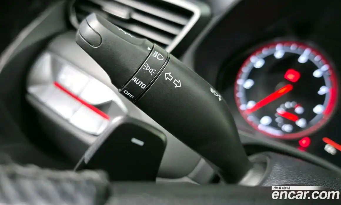 Hyundai Veloster 2019 1.6 гидро в Москве № 1171799, фото 18