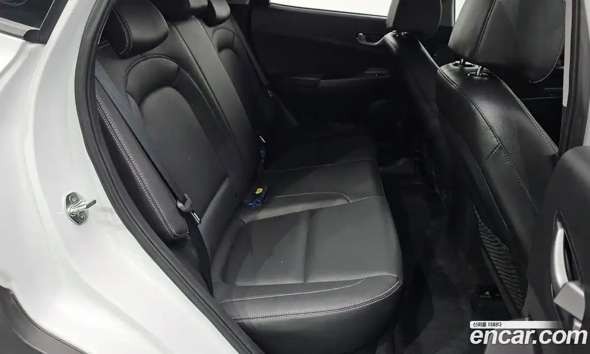 Hyundai Kona 2019 1.6 Автомат в Москве № 1171805, фото 12