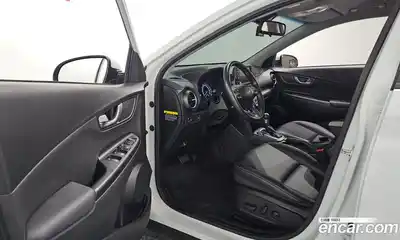 Hyundai Kona 2019 1.6 Автомат в Москве № 1171805, миниатюра 10