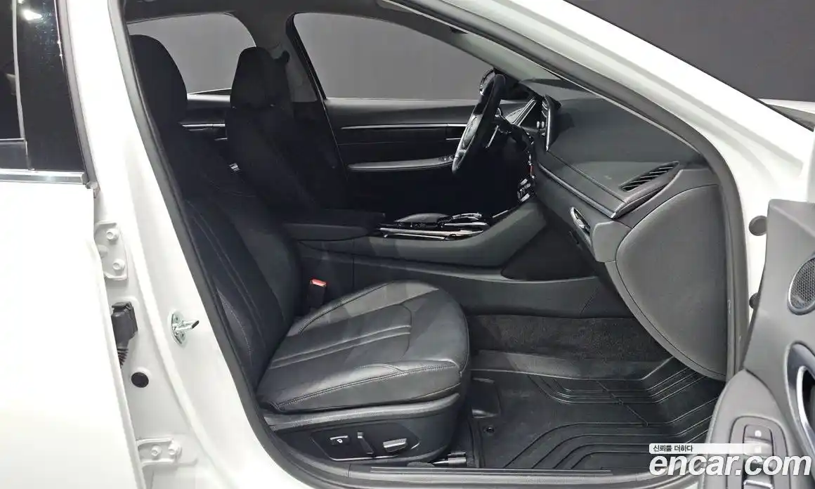 Hyundai Sonata 2022 1.6 гидро в Москве № 1171818, фото 11