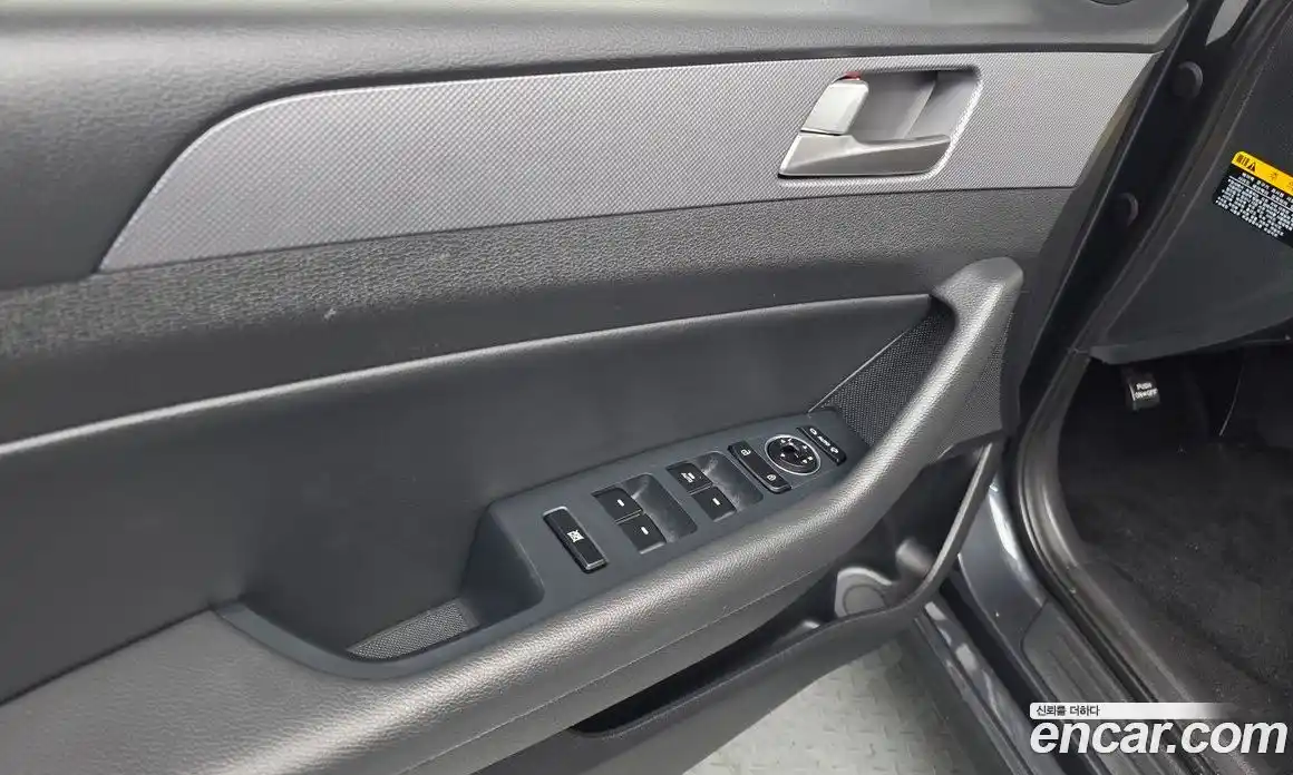 Hyundai Sonata 2018 2.0 гидро в Москве № 1171821, фото 18