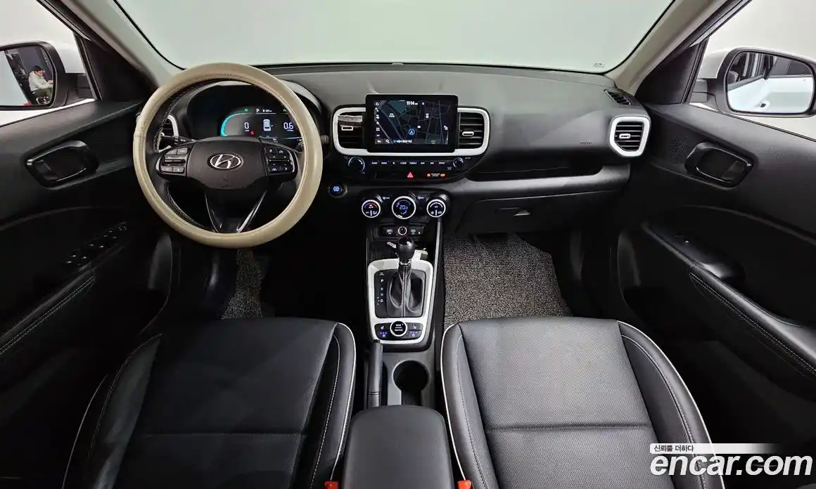 Hyundai Venue 2023 1.6 Автомат в Москве № 1171831, фото 7