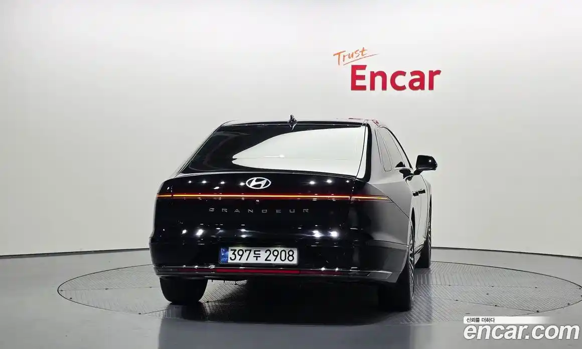 Hyundai Grandeur 2023 2.5 Автомат в Москве № 1171862, фото 4