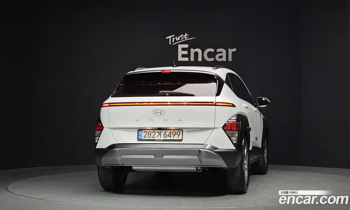 Hyundai Kona 2023 1.6 Автомат в Москве № 1171869, фото 4