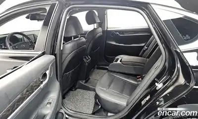 Hyundai Grandeur 2019 2.4 Автомат в Москве № 1171889, миниатюра 11