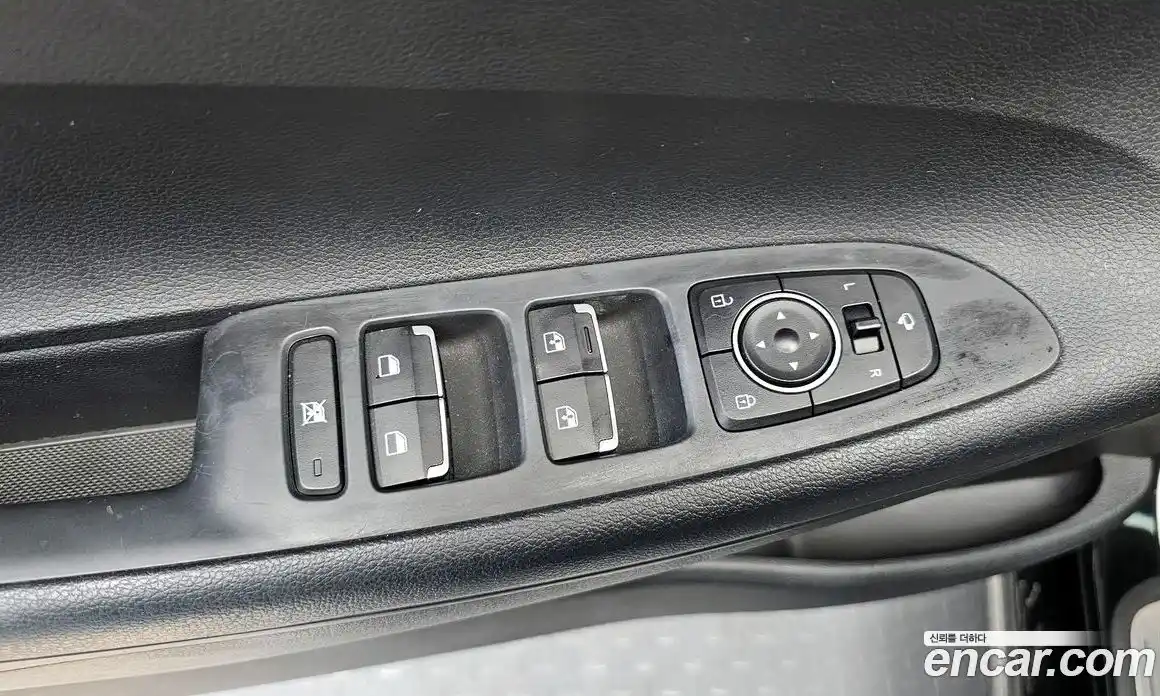 Hyundai Grandeur 2019 2.4 Автомат в Москве № 1171889, фото 14