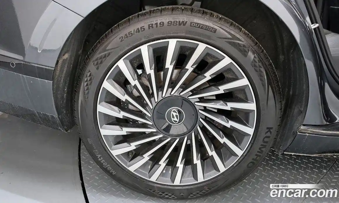 Hyundai Grandeur 2024 1.6 Автомат в Москве № 1171903, фото 5