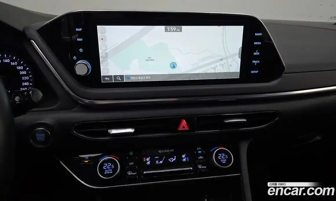 Hyundai Sonata 2022 2.0 Автомат в Москве № 1171927, фото 18