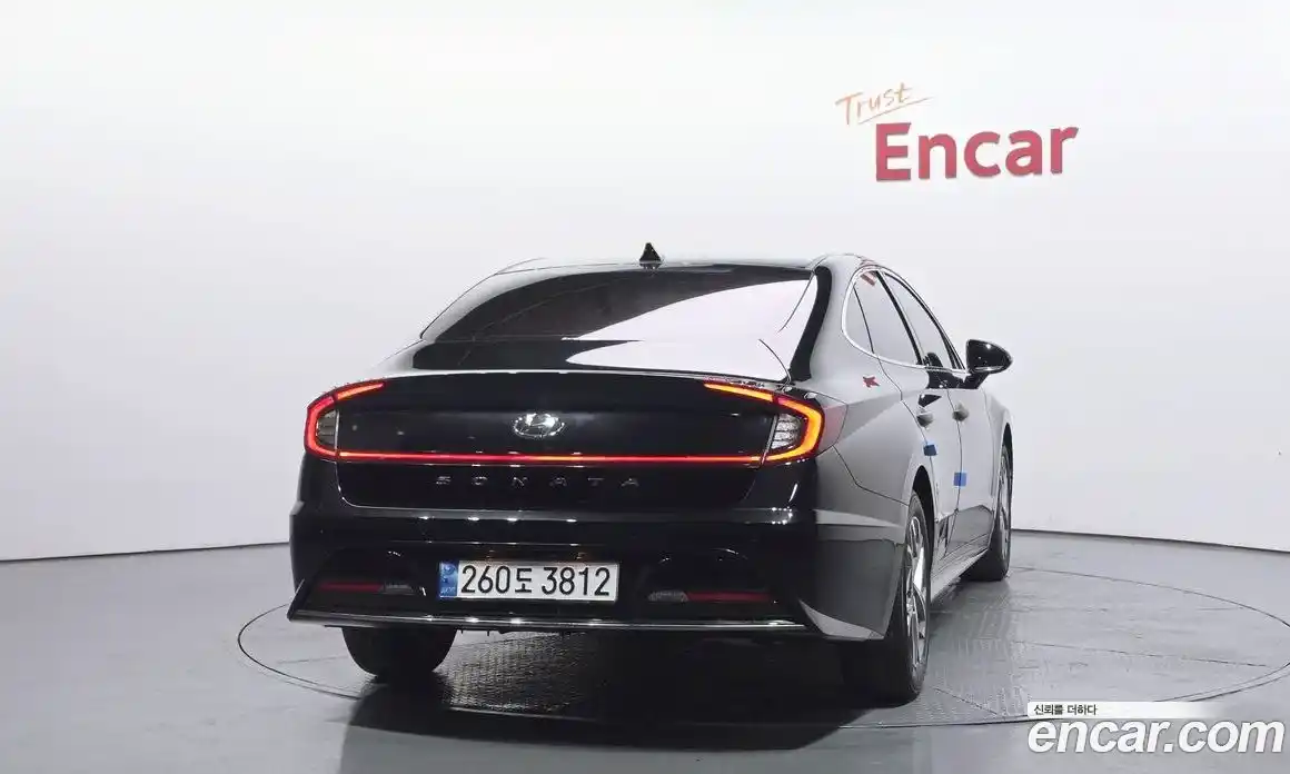 Hyundai Sonata 2022 2.0 Автомат в Москве № 1171927, фото 4