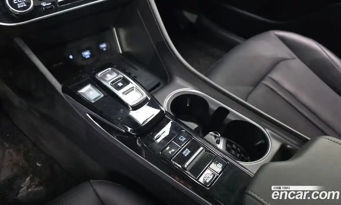 Hyundai Sonata 2022 2.0 Автомат в Москве № 1171927, фото 9