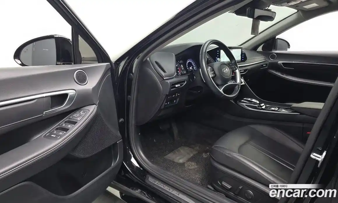 Hyundai Sonata 2022 2.0 Автомат в Москве № 1171927, фото 10