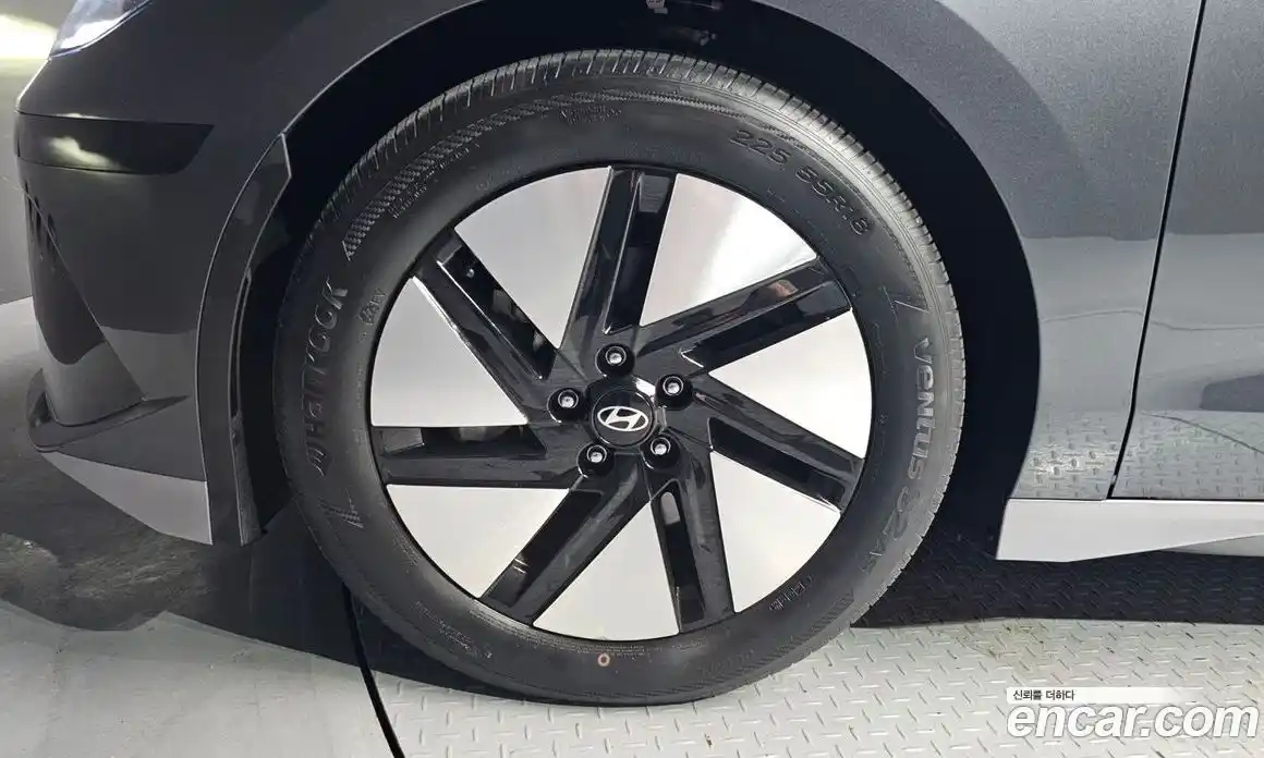 Hyundai Ioniq 6 2023 0.1 Автомат в Москве № 1171961, фото 5