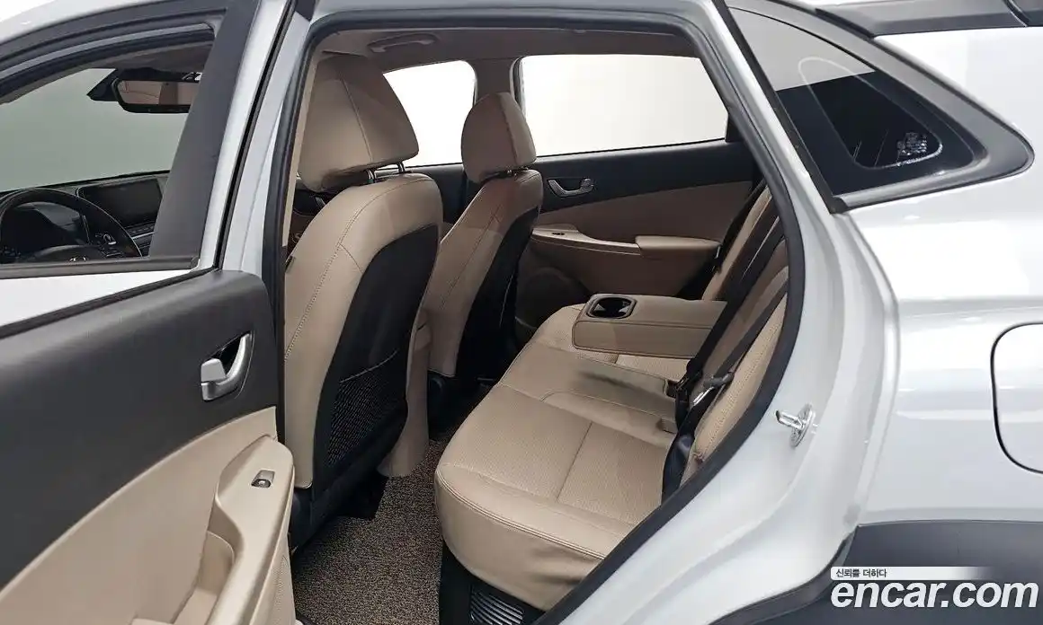 Hyundai Kona 2019 1.6 Автомат в Москве № 1172015, фото 11