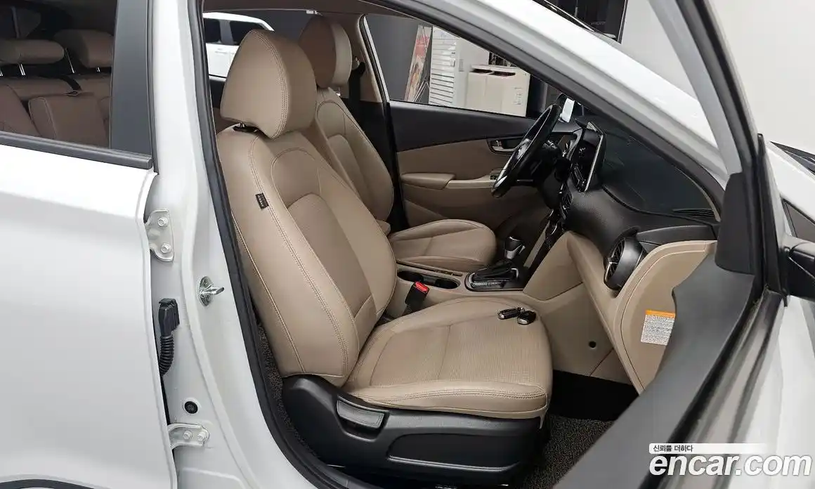 Hyundai Kona 2019 1.6 Автомат в Москве № 1172015, фото 12