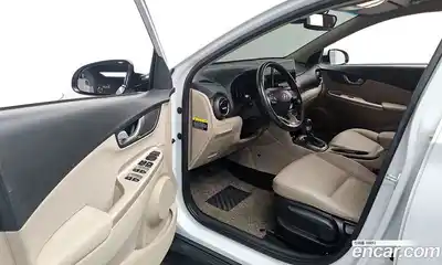 Hyundai Kona 2019 1.6 Автомат в Москве № 1172015, миниатюра 10