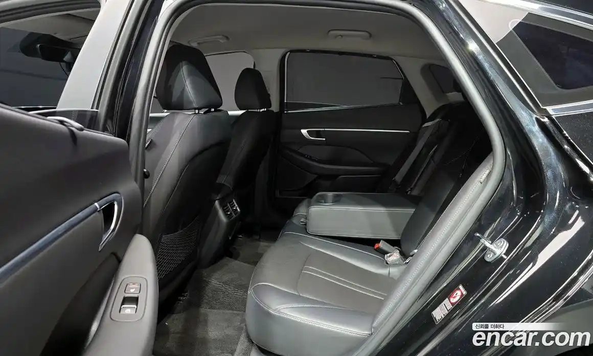 Hyundai Sonata 2021 2.0 Автомат в Москве № 1172123, фото 12