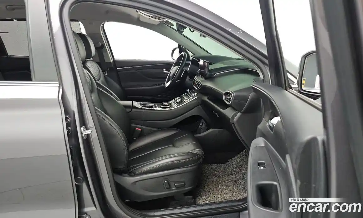 Hyundai Santa Fe 2020 2.2 Автомат в Москве № 1172158, фото 18