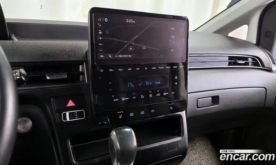 Hyundai Staria 2021 3.5 Автомат в Москве № 1172204, фото 14