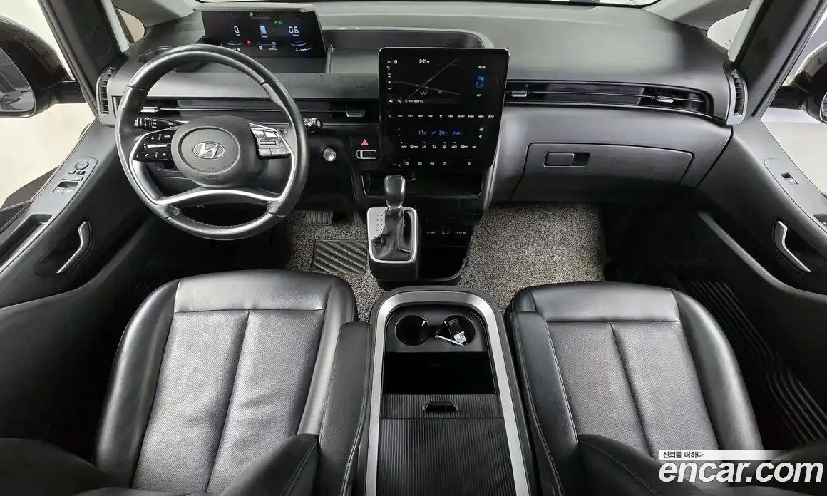 Hyundai Staria 2021 3.5 Автомат в Москве № 1172204, фото 7