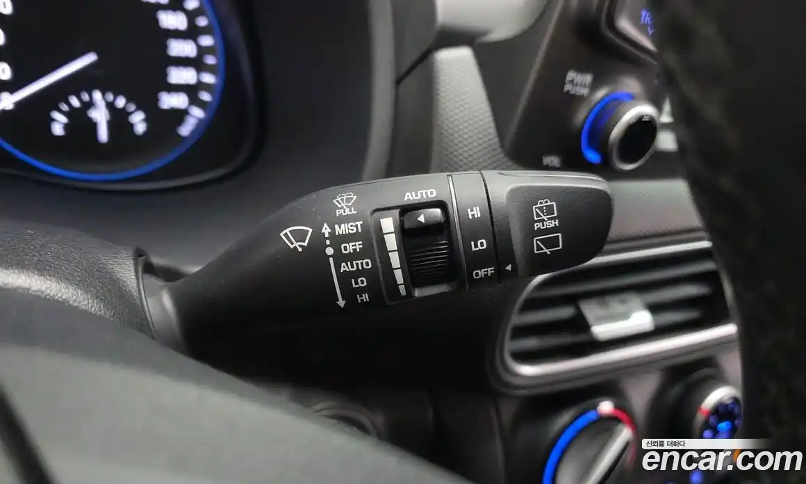 Hyundai Kona 2018 1.6 Автомат в Москве № 1172221, фото 18