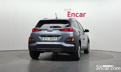 Hyundai Kona 2018 1.6 Автомат в Москве № 1172221, миниатюра 4