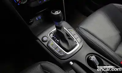 Hyundai Kona 2018 1.6 Автомат в Москве № 1172221, миниатюра 9