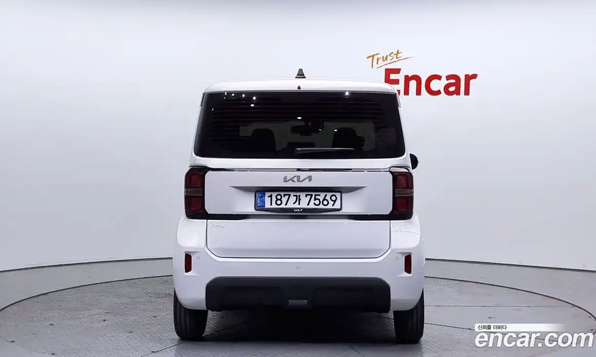 Kia Ray 2025 1.0 Автомат в Москве № 1172366, фото 4