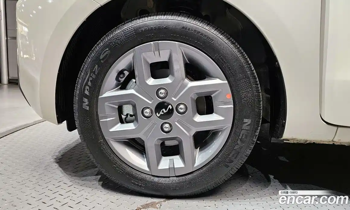 Kia Ray 2024 1.0 Автомат в Москве № 1172374, фото 5