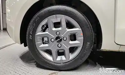 Kia Ray 2024 1.0 Автомат в Москве № 1172374, миниатюра 5