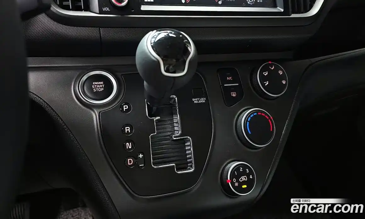 Kia Ray 2024 1.0 Автомат в Москве № 1172374, фото 9