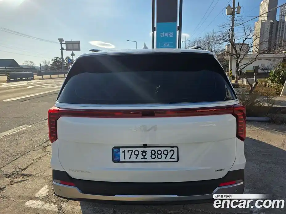 Kia Canival 2025 1.6 Автомат в Москве № 1172393, фото 4