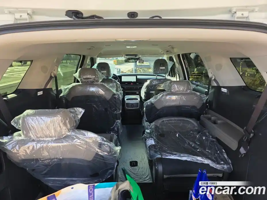 Kia Canival 2025 1.6 Автомат в Москве № 1172393, фото 8