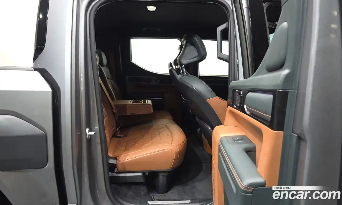 Kia Tasman 2025 2.5 Автомат в Москве № 1172416, фото 12