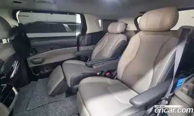 Kia Canival 2025 2.2 Автомат в Москве № 1172545, миниатюра 10